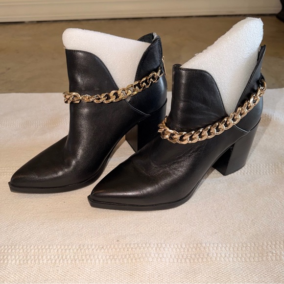 Steve Madden Shoes - Steve Madden Cedar Chain Bootie (Women)